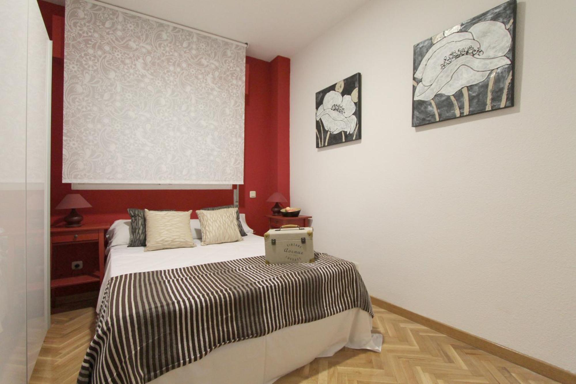 Apartamentos Goyescas Deco Madrid Værelse billede
