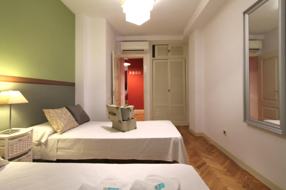 Apartamentos Goyescas Deco Madrid Eksteriør billede